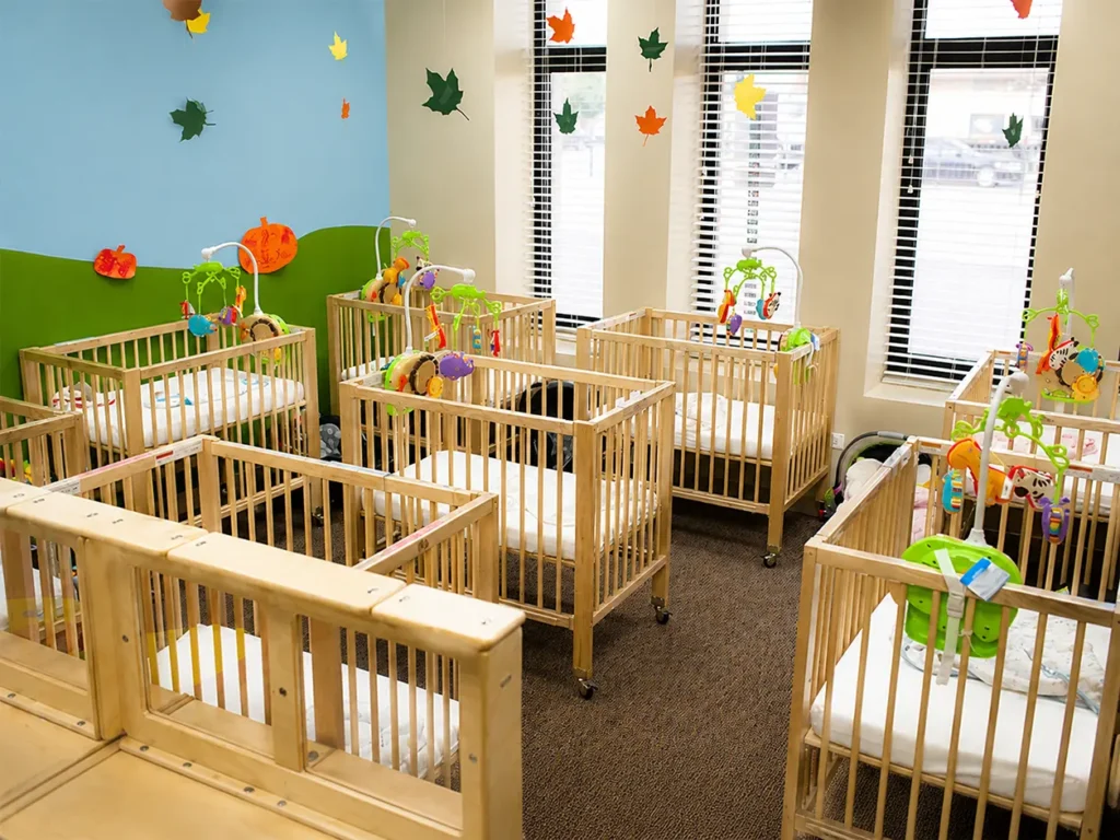 How To Choose Cribs For Your Childcare Center? 1 How To Choose A Crib For A Childcare Center