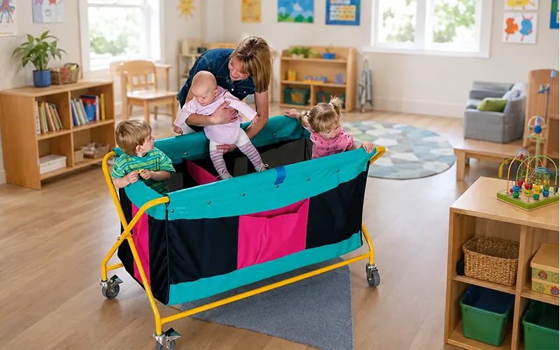 How To Choose Cribs For Your Childcare Center? 4 Evacuation Crib